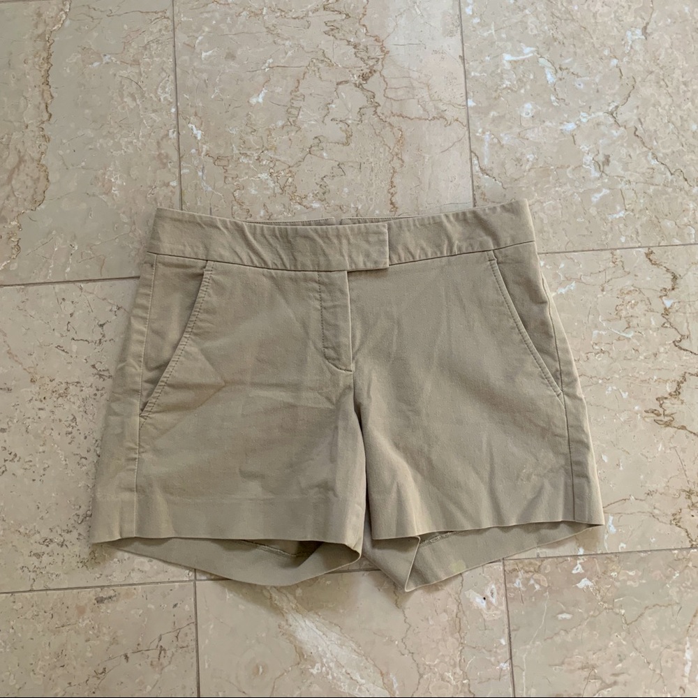 Theory tan women’s 4.5” shorts size 4